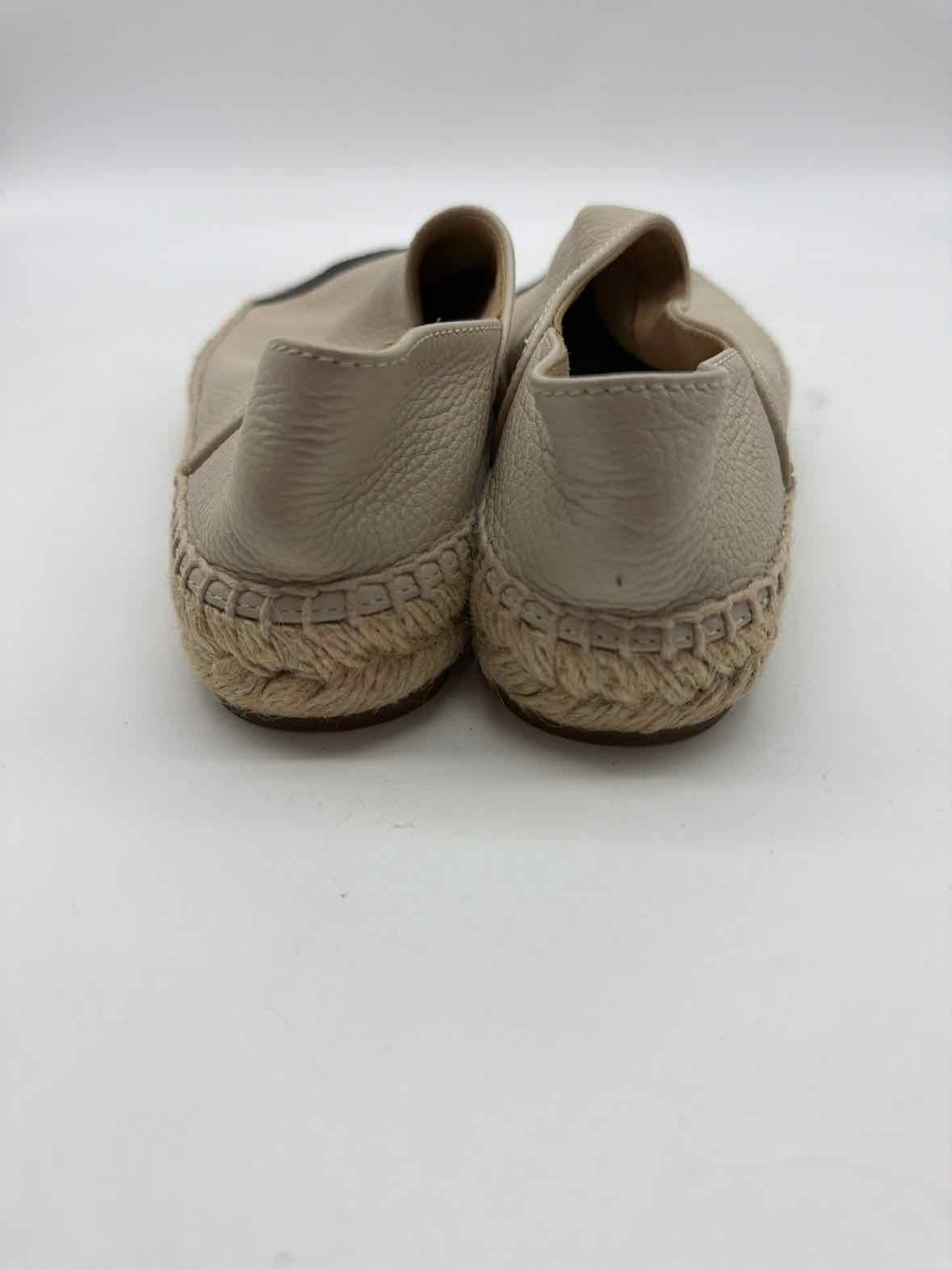 Pre-Owned Chanel Tan Size 35 Espadrille Slip On Flats | True Fashionistas.