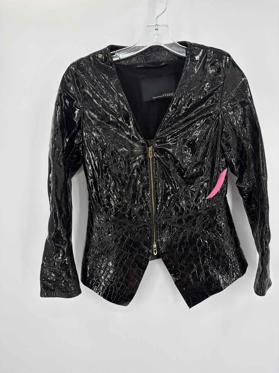 Pre-Owned Gianfranco Ferre Black Size 42/8 Patent Leather Zip Up Jacket | True Fashionistas.