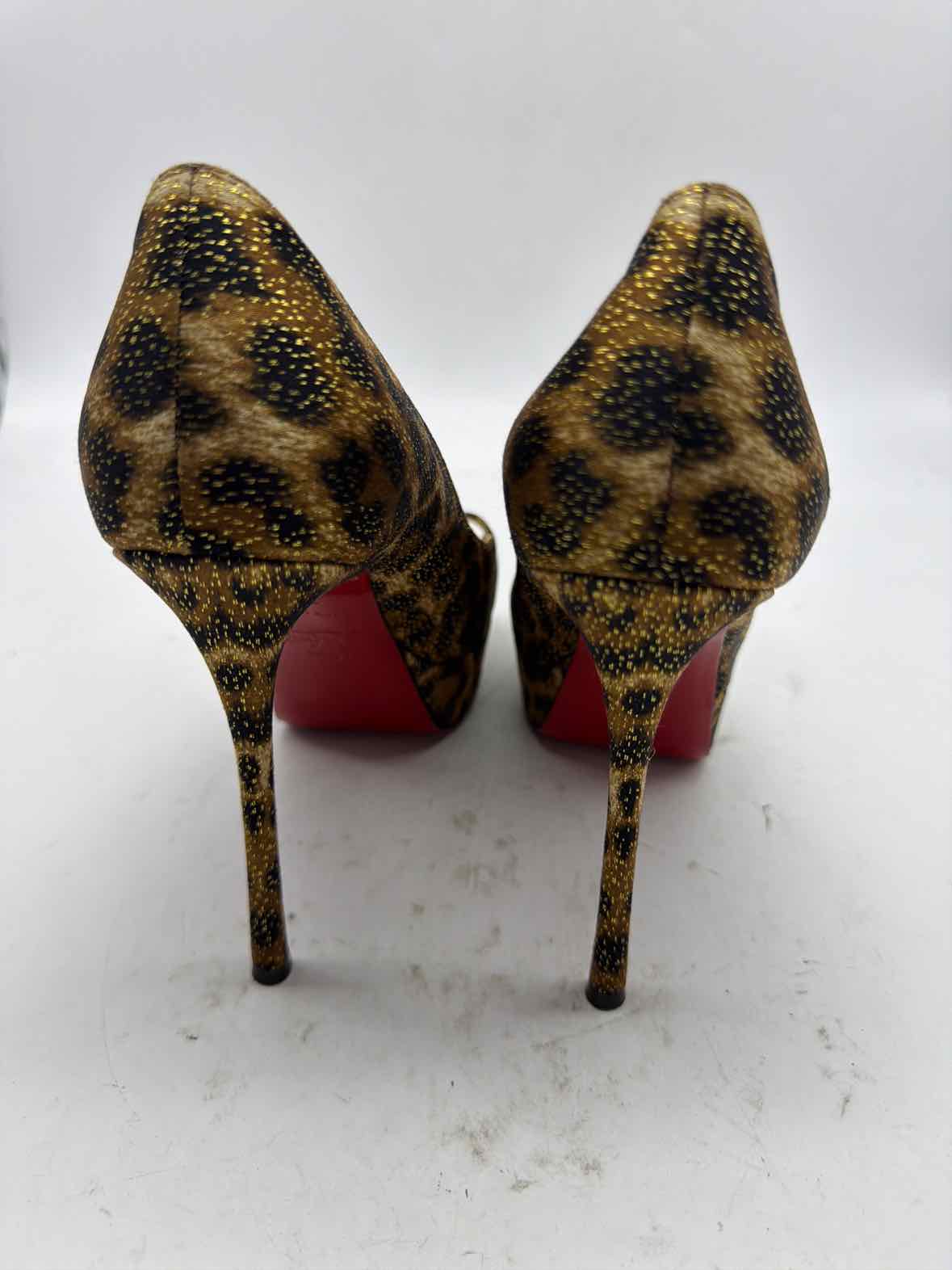 Pre-Owned Christian Louboutin Brown Size 36.5 Stiletto Heels | True Fashionistas.