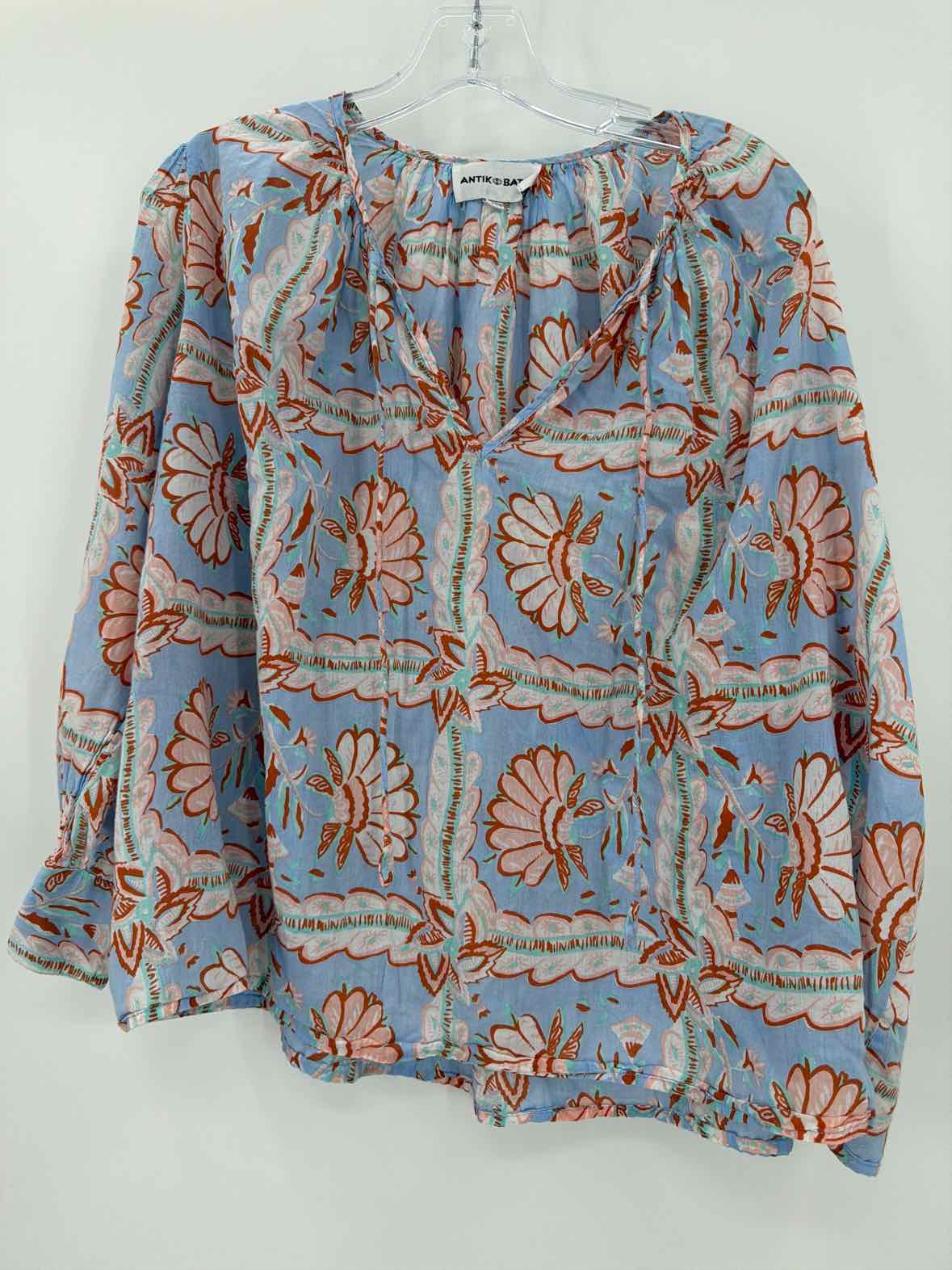 Pre-Owned Antik Batik Blue Size Medium Blouse | True Fashionistas.