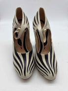 Pre-Owned Gucci White Size 6 Zebra Print Ankle Strap Heels | True Fashionistas.