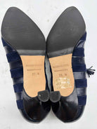 Pre-Owned Manolo Blahnik Navy Size 5.5 Pump Heels | True Fashionistas.