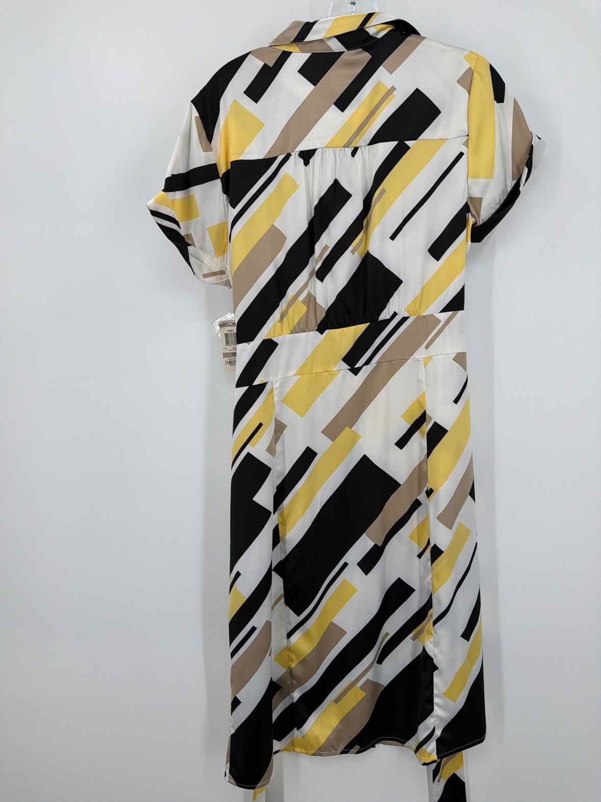 Pre-Owned Style & Co Yellow Size 12 Short Short Sleeve Dress | True Fashionistas.
