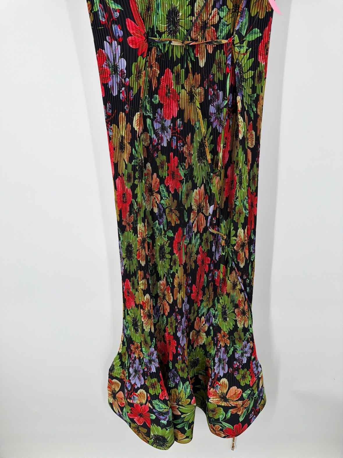 Pre-Owned Milly Black Size 8 Floral Long Sleeveless Dress | True Fashionistas.