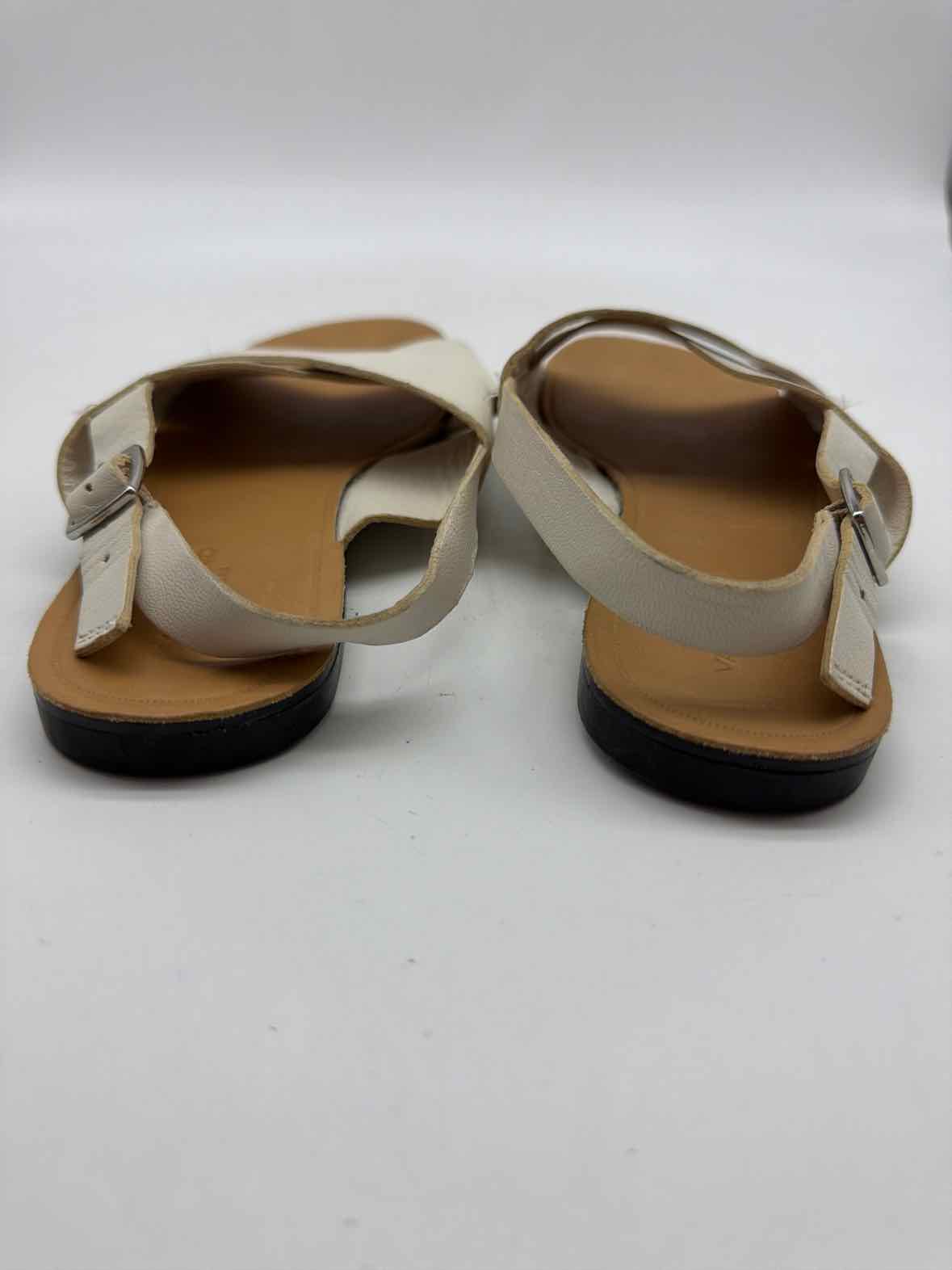 Pre-Owned VagaBond Ivory Size 37 Slingback Sandals | True Fashionistas.