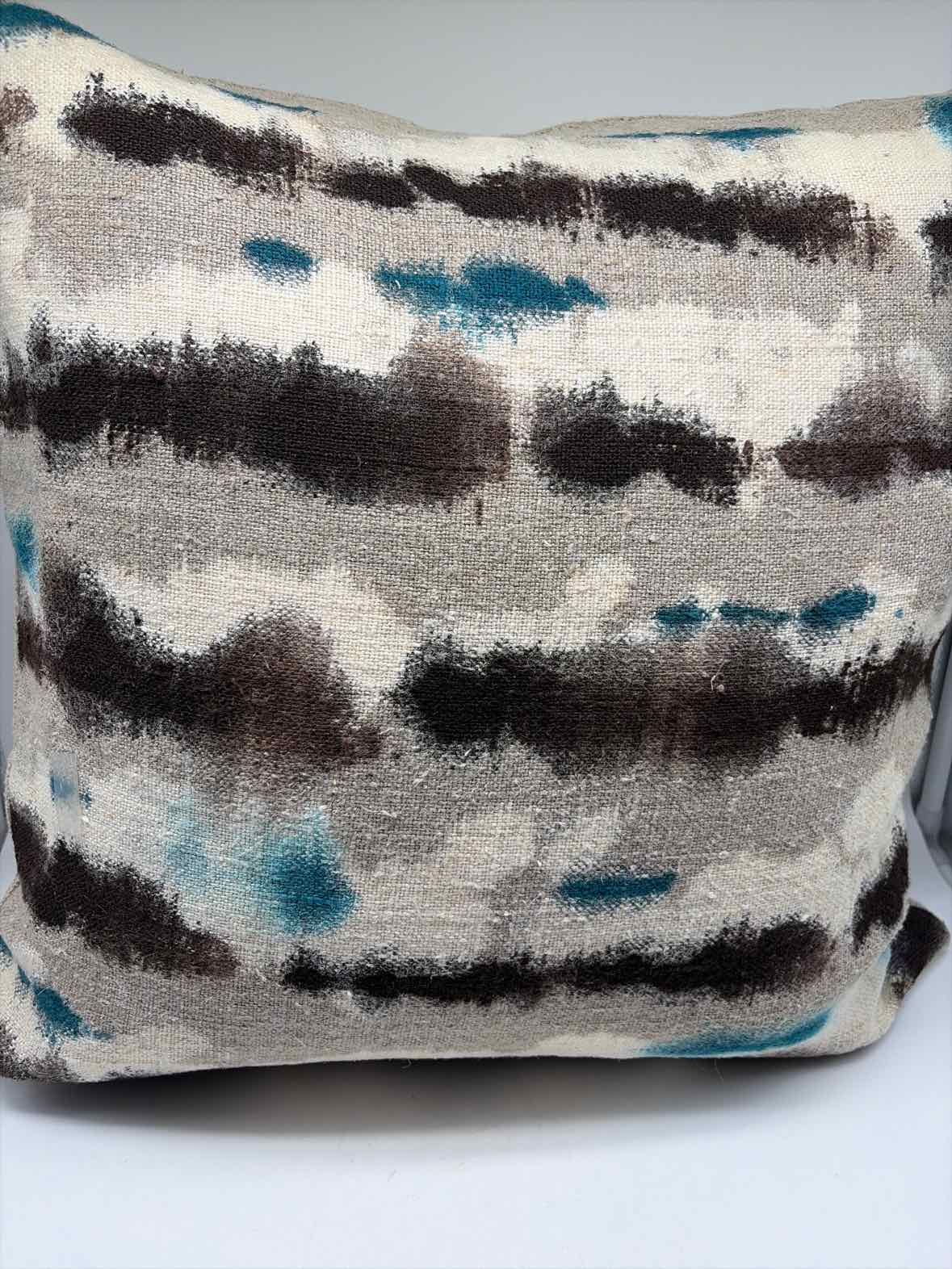 Brown & Blue Pillow | True Fashionistas.