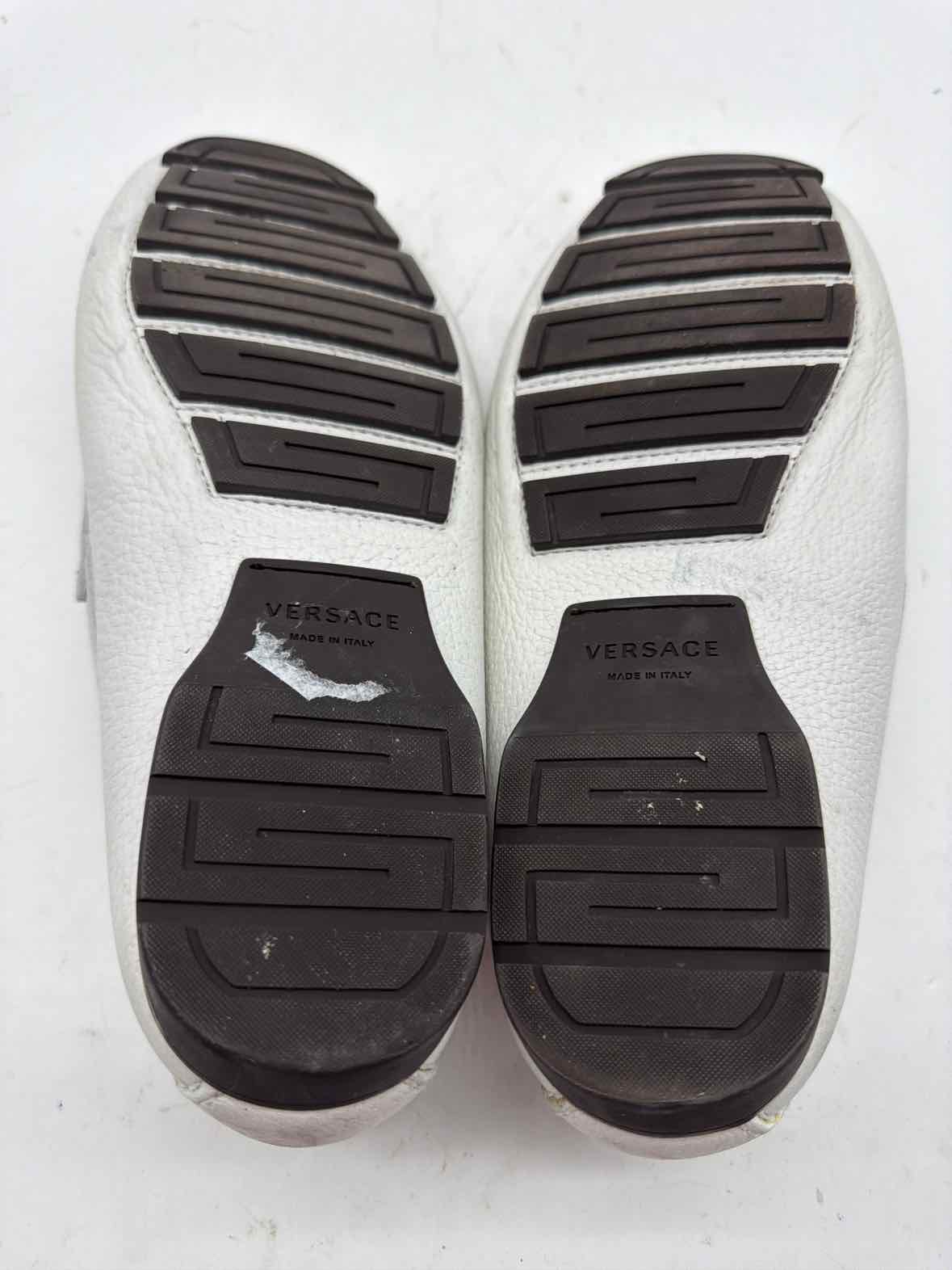 Pre-Owned Versace White 9 Slip On Men's Slip On | True Fashionistas.