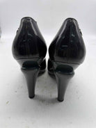 Pre-Owned Chanel Black Size 7 Patent Leather Pump Heels | True Fashionistas.