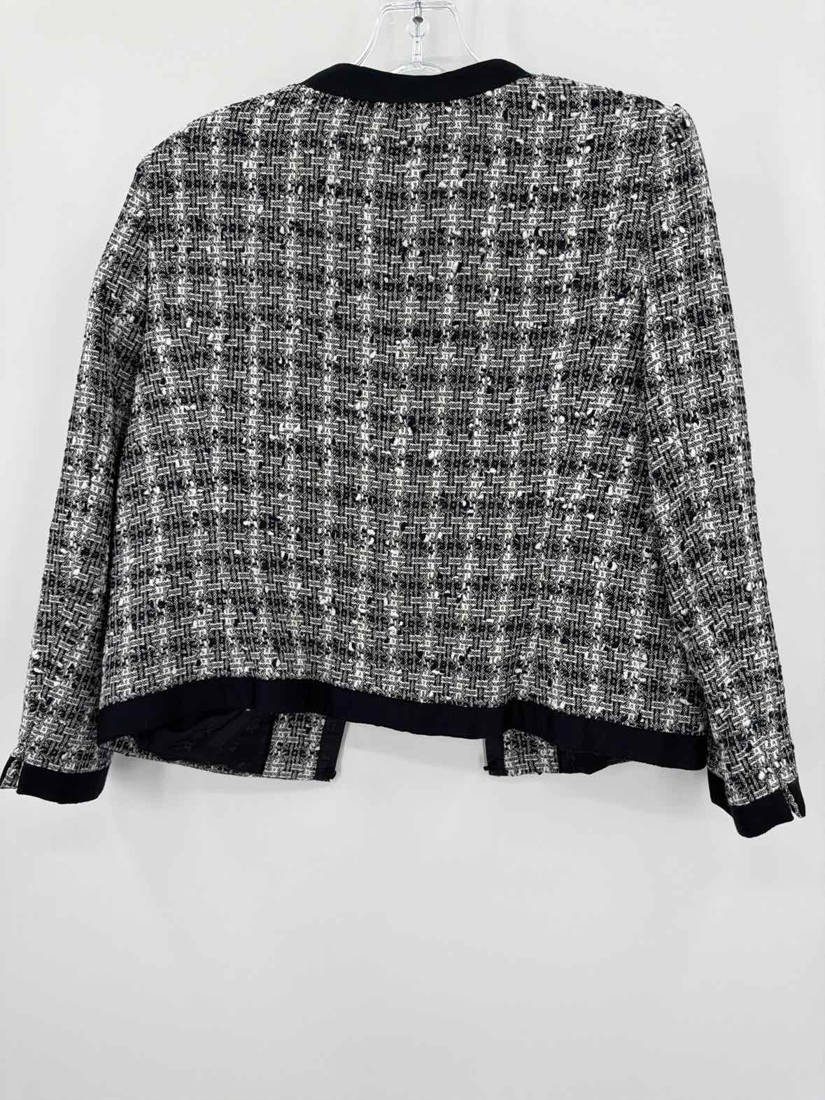 Pre-Owned Brooks Brothers Navy Size 10 Boucle Blazer | True Fashionistas.