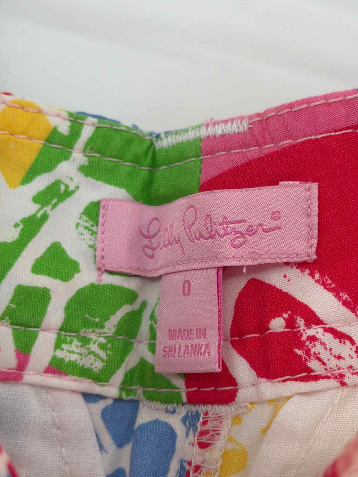 Pre-Owned Lilly Pulitzer Red Size 0 Printed Shorts | True Fashionistas.