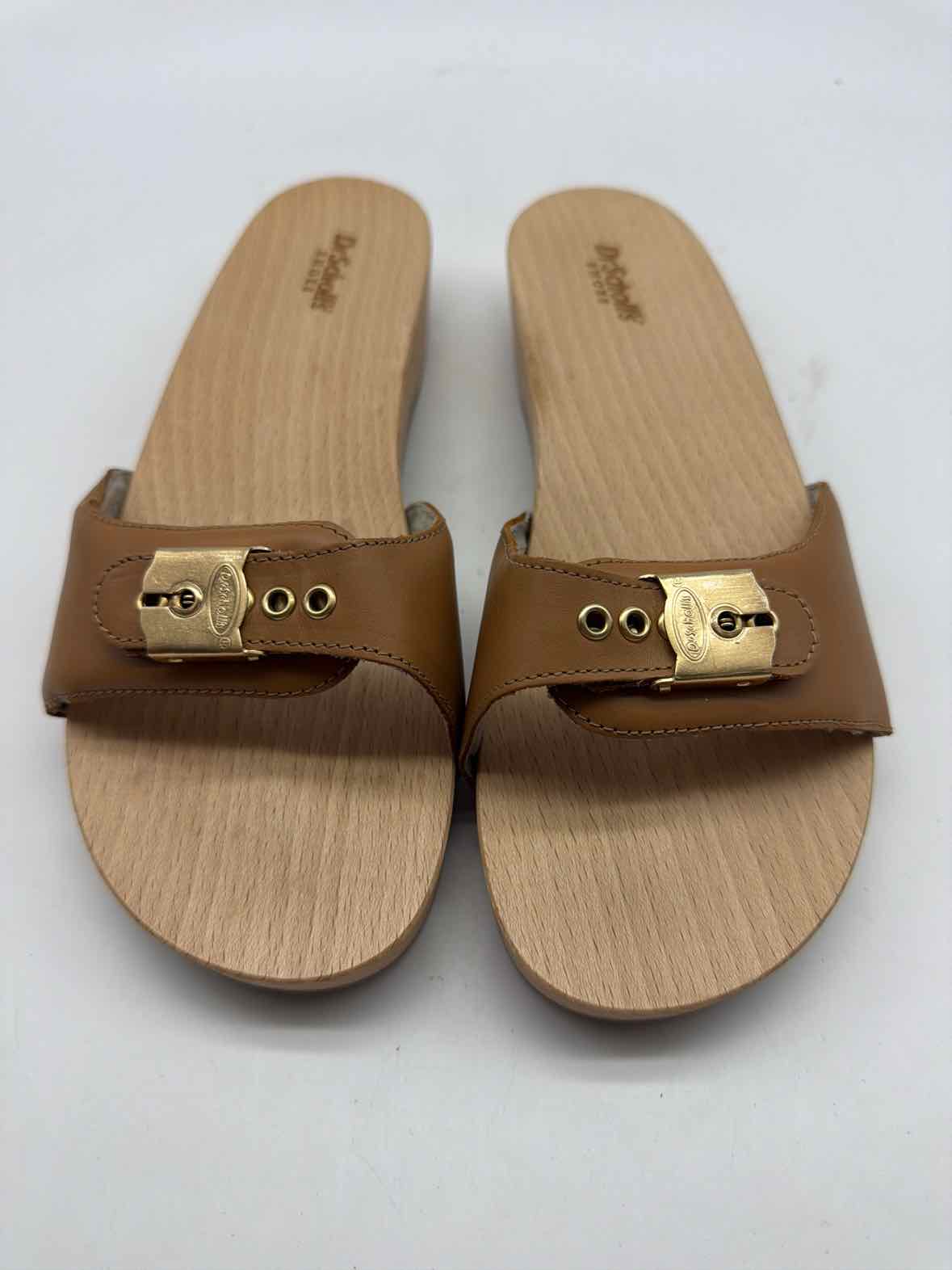 Pre-Owned Dr Scholls Tan Size 9 Wood Sandals | True Fashionistas.