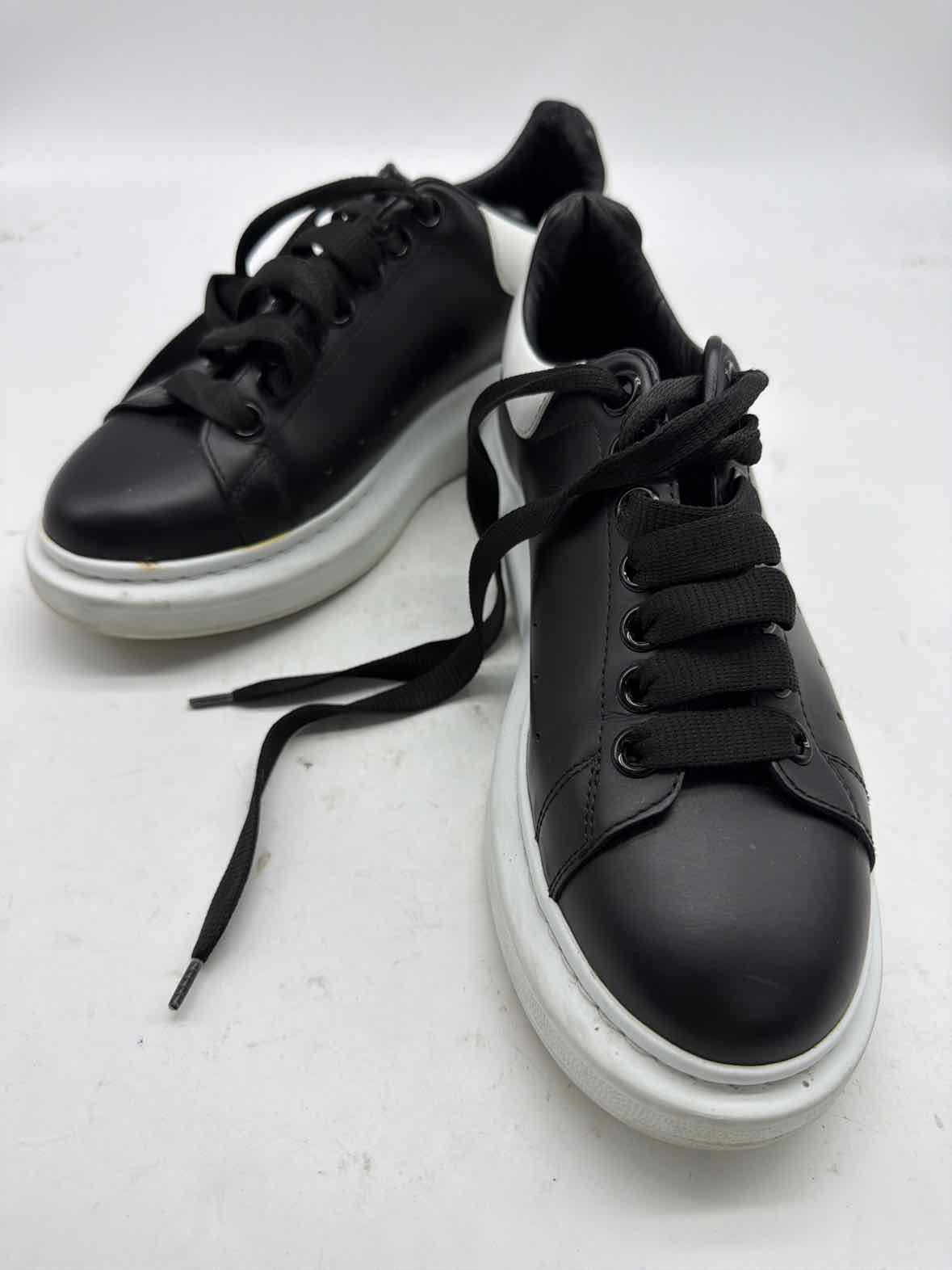 Pre-Owned Alexander McQueen Black Size 7.5 Fashion Sneaker Athletic Shoes | True Fashionistas.
