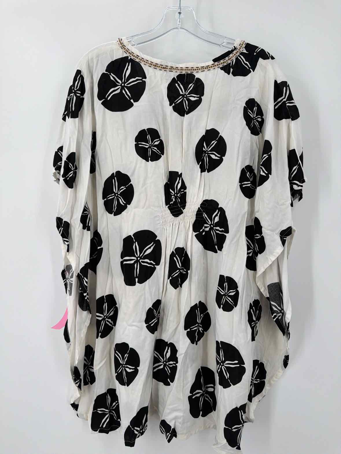 Pre-Owned Skemo White Size Small Short Short Sleeve Dress | True Fashionistas.