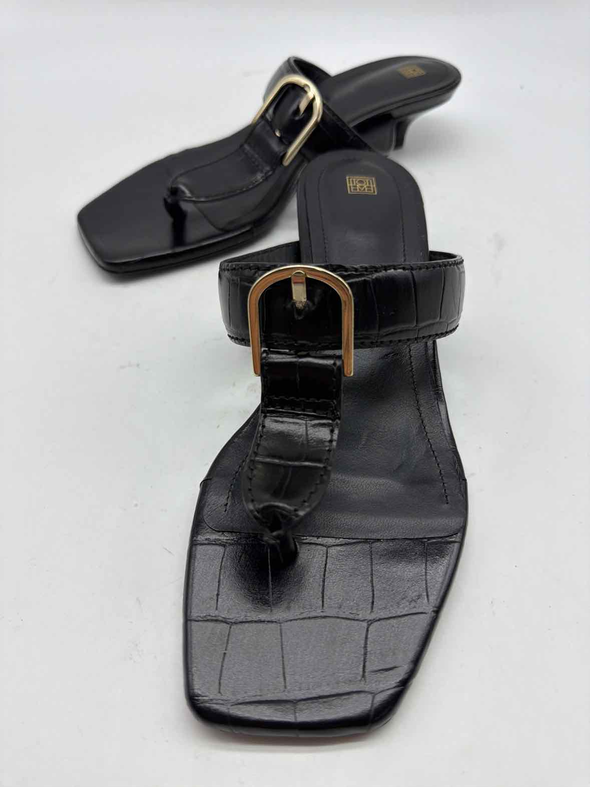 Pre-Owned Toteme Black Size 36 Mule Heels | True Fashionistas.