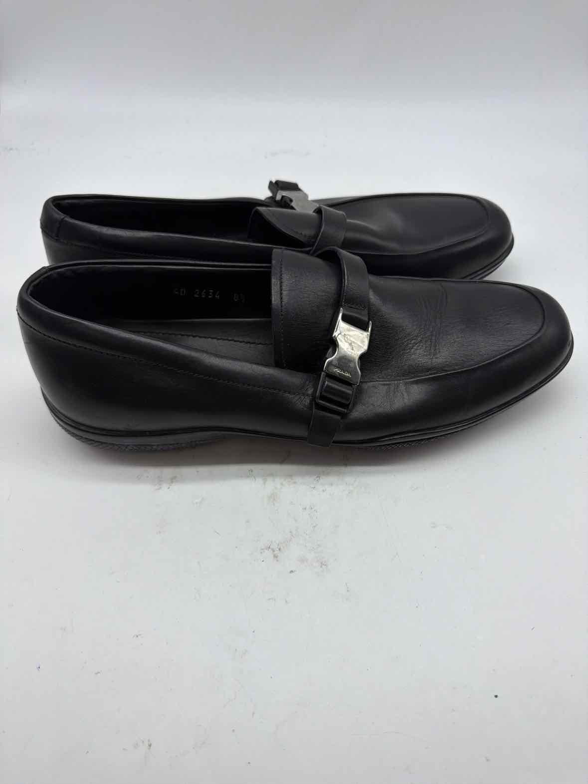 Pre-Owned Prada Black 8.5 Slip On Men's Dress Shoes | True Fashionistas.