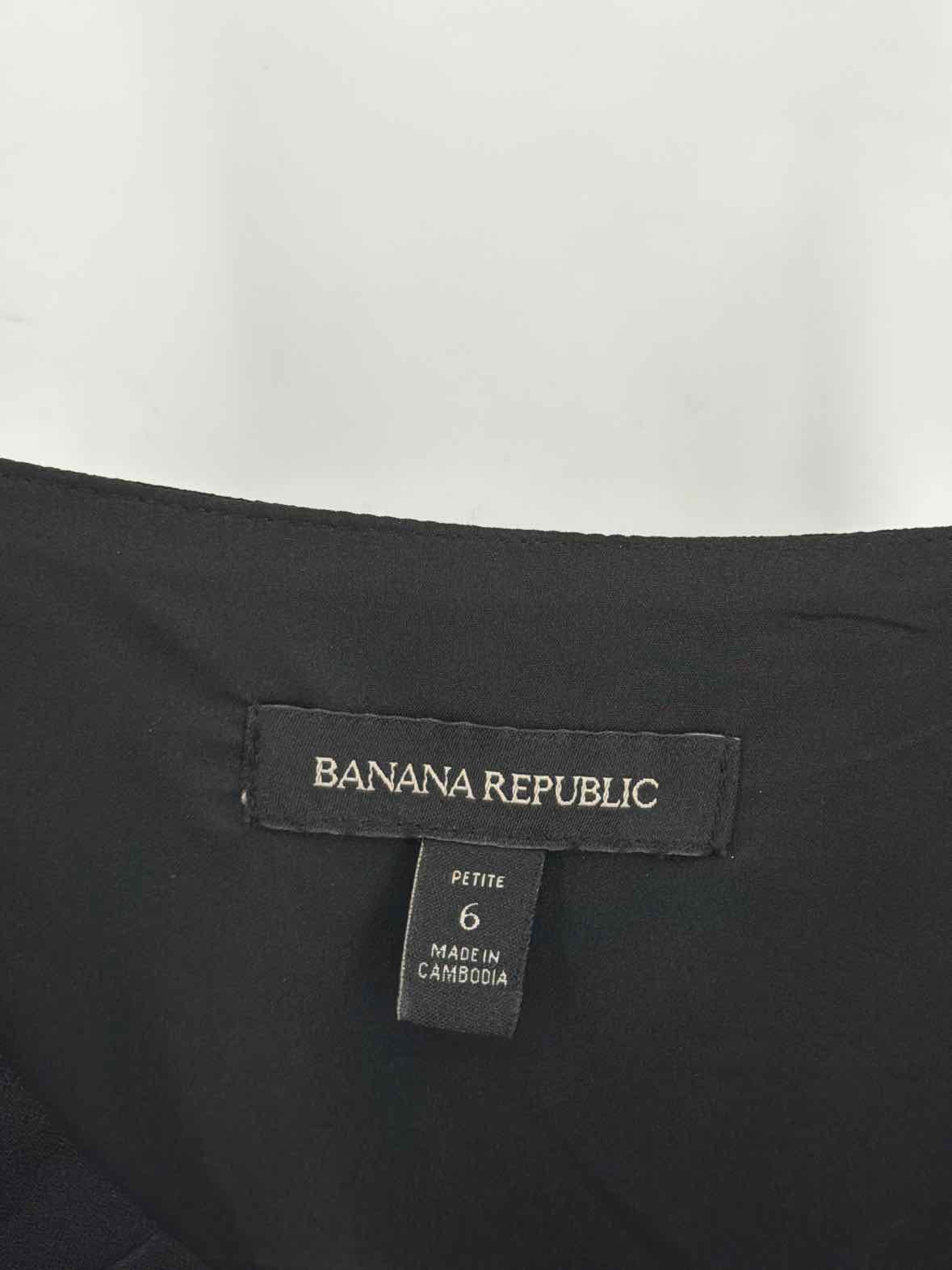 Pre-Owned Banana Republic Black Size 6 Short Sleeveless Dress | True Fashionistas.