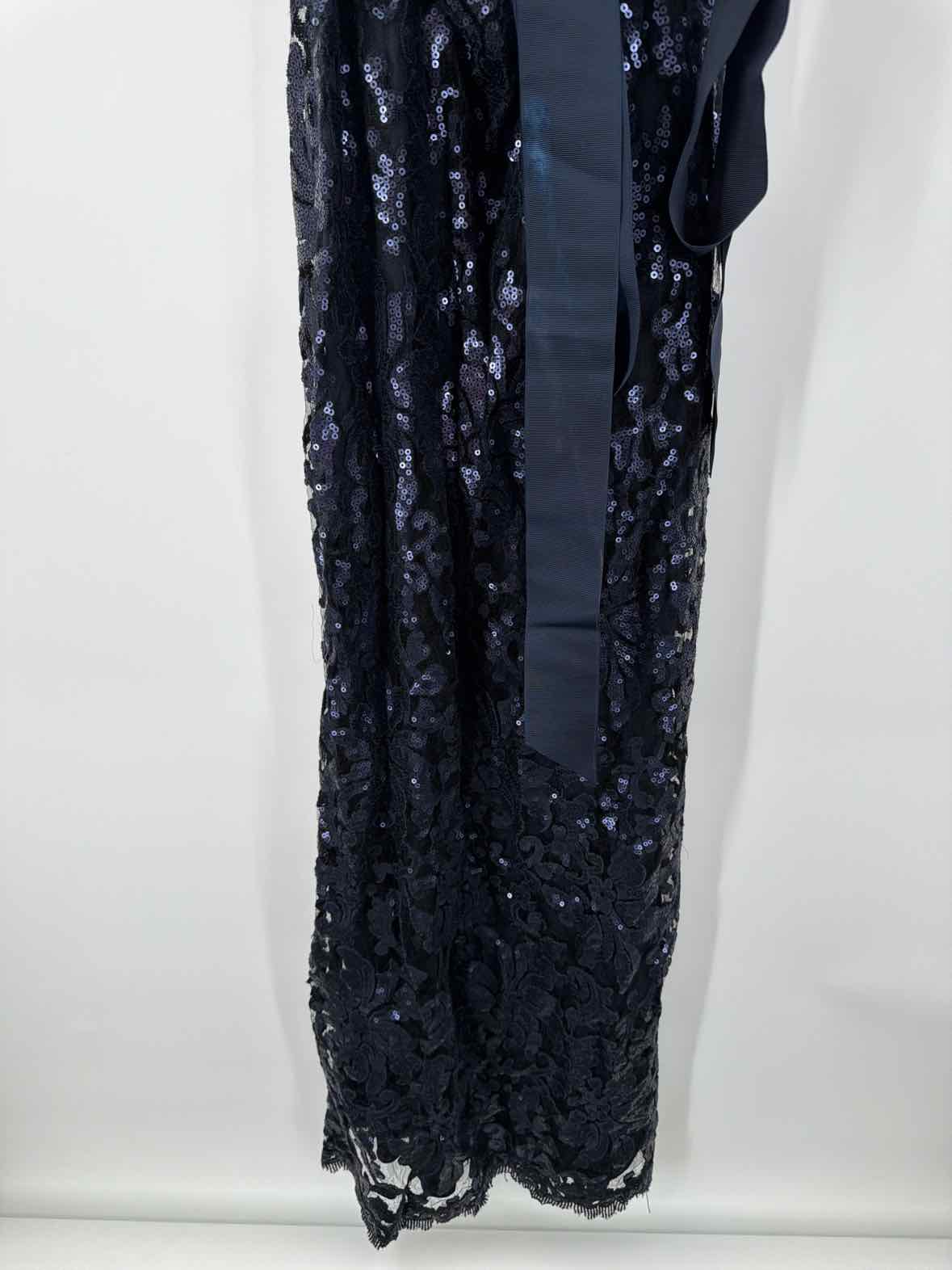 Pre-Owned Tadashi Shoji Navy Size 16 Sequin Evening Long Evening Gown | True Fashionistas.