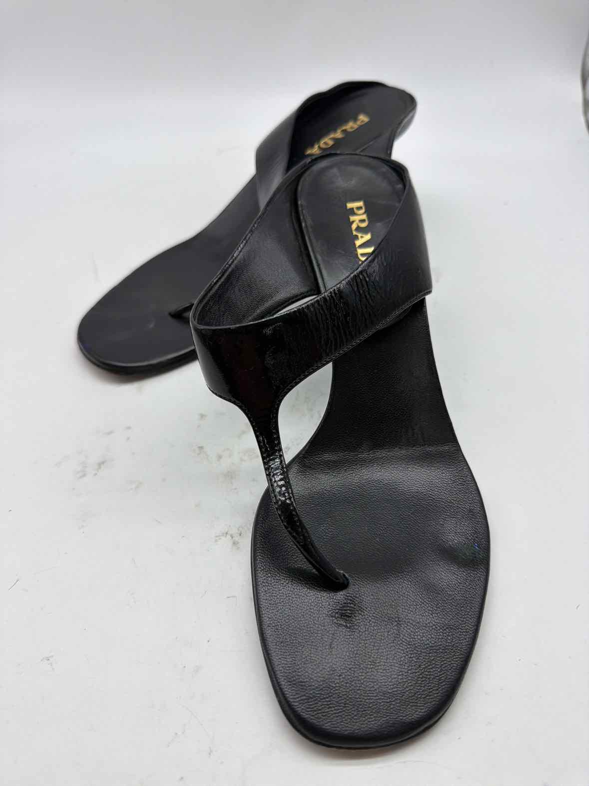 Pre-Owned Prada Black Size 38.5 Mule Heels | True Fashionistas.
