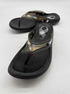 Pre-Owned Burberry Black Size 7 Thong Sandals | True Fashionistas.