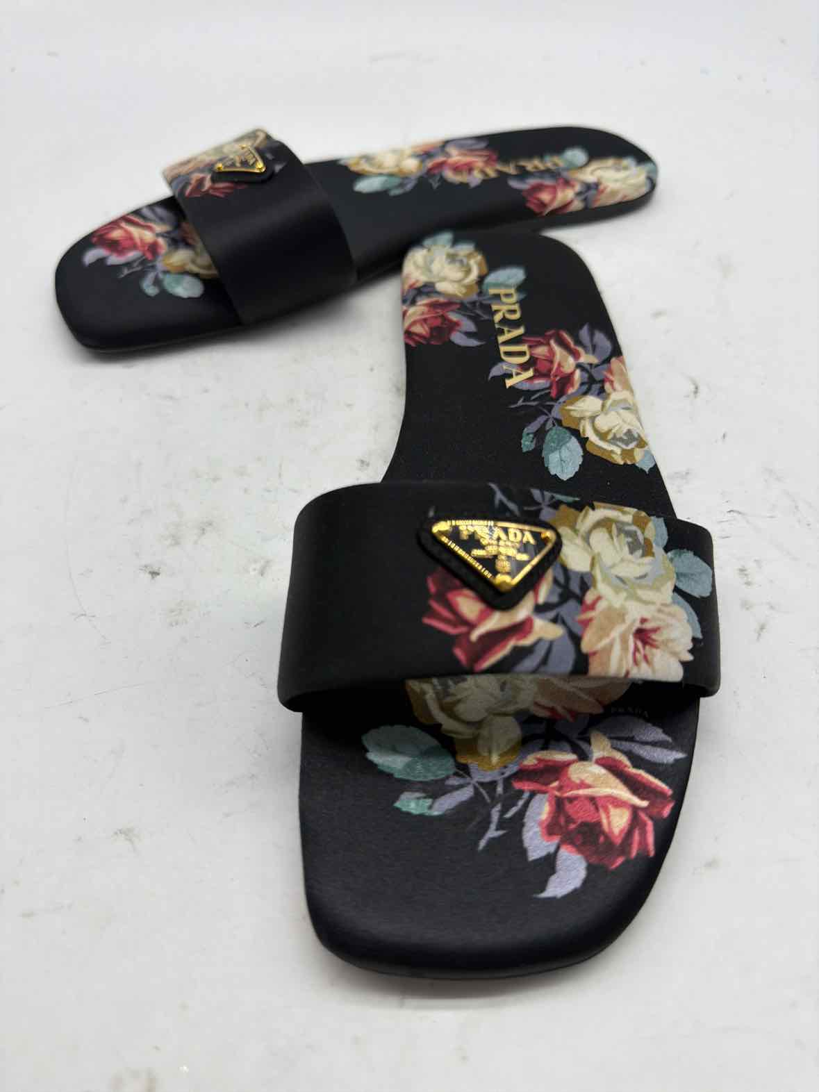 Pre-Owned Prada Black Size 7 Mule Sandals | True Fashionistas.