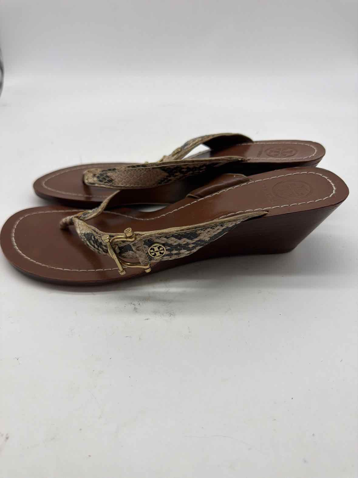 Pre-Owned Tory Burch Tan Size 8.5 Wedge Heels | True Fashionistas.