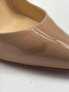Pre-Owned Christian Louboutin Tan Size 7 Patent Leather Pump Heels | True Fashionistas.