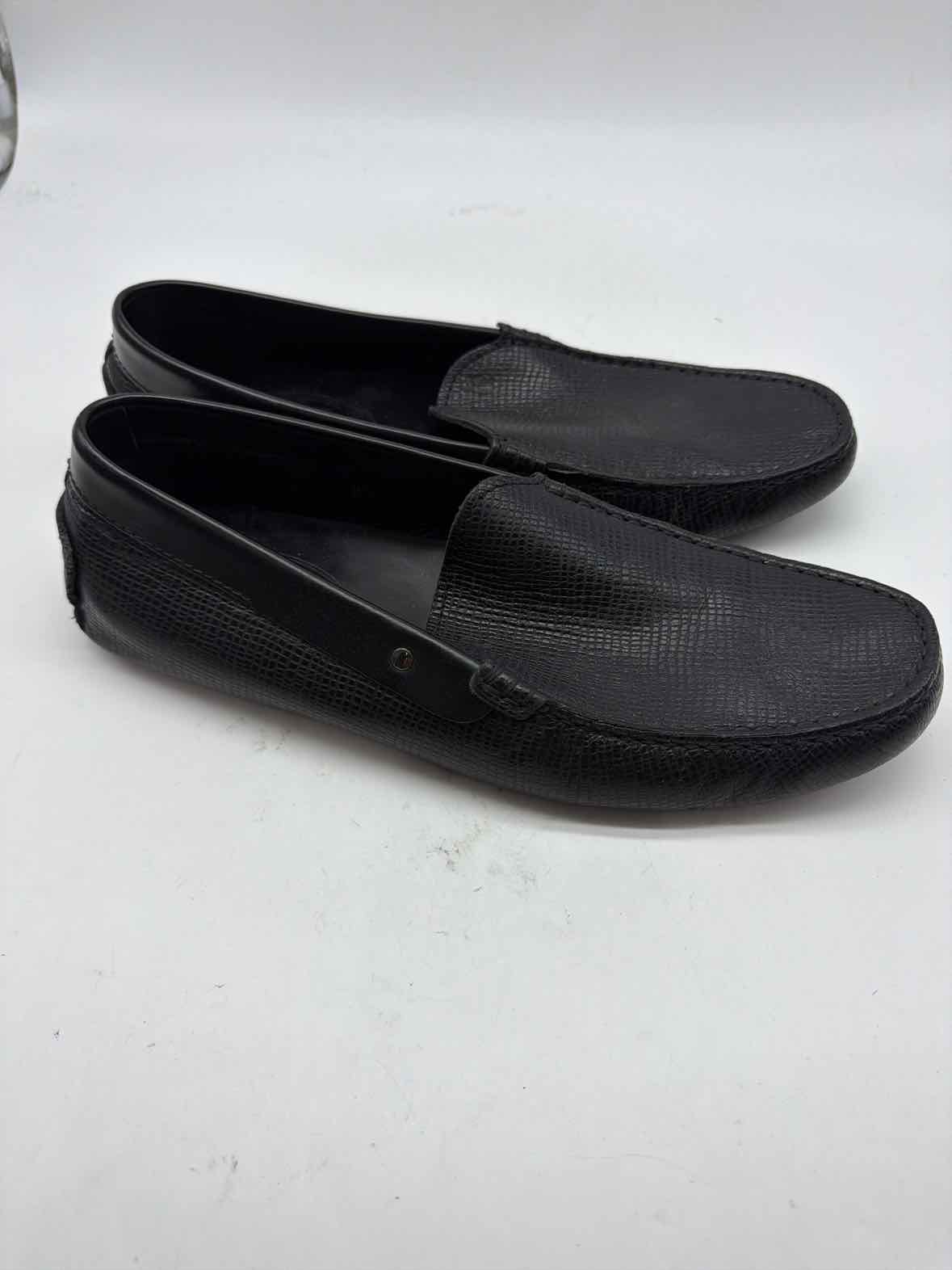 Pre-Owned Tod's Black 8.5 Slip On Men's Dress Shoes | True Fashionistas.