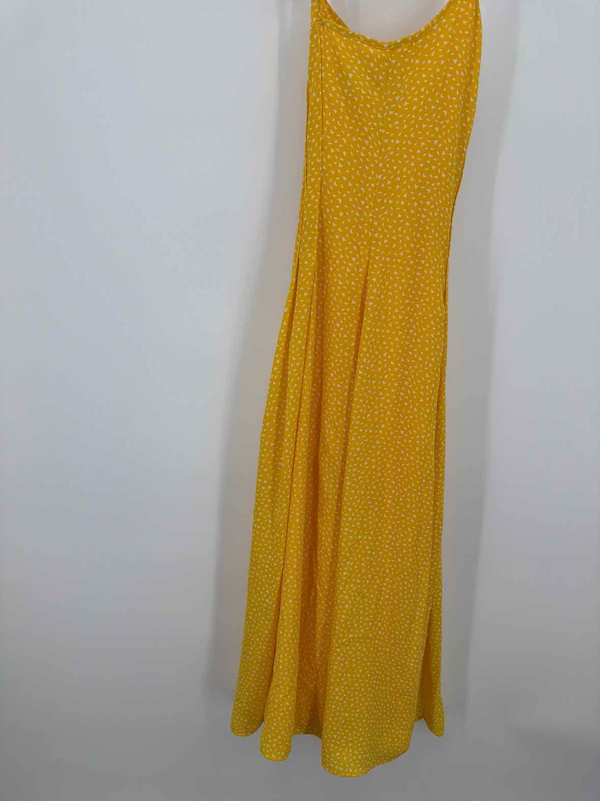 Pre-Owned Banana Republic Yellow Size 2 Short Sleeveless Dress | True Fashionistas.
