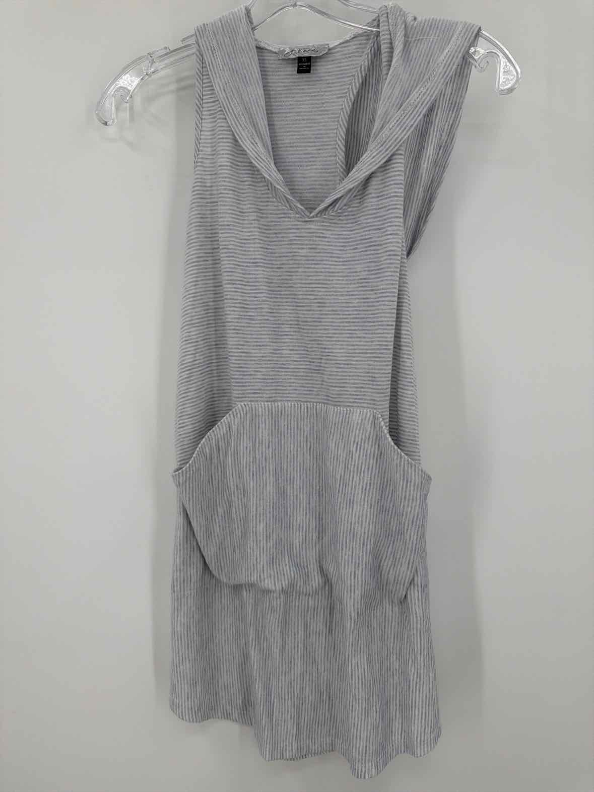 Pre-Owned J Valdi Grey Size XS Coverup | True Fashionistas.