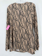 Pre-Owned DG2 Tan Size XL Blouse | True Fashionistas.