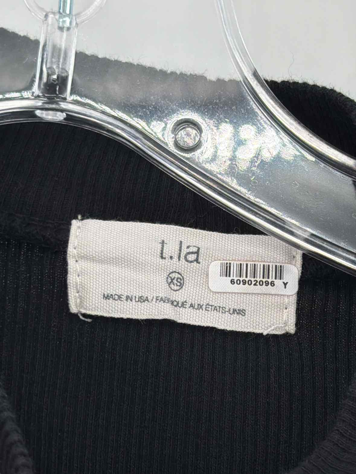 Pre-Owned t.la Black Size XS T-shirt | True Fashionistas.