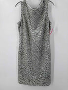 Pre-Owned J Mclaughlin Grey Size XL Short Sleeveless Dress | True Fashionistas.