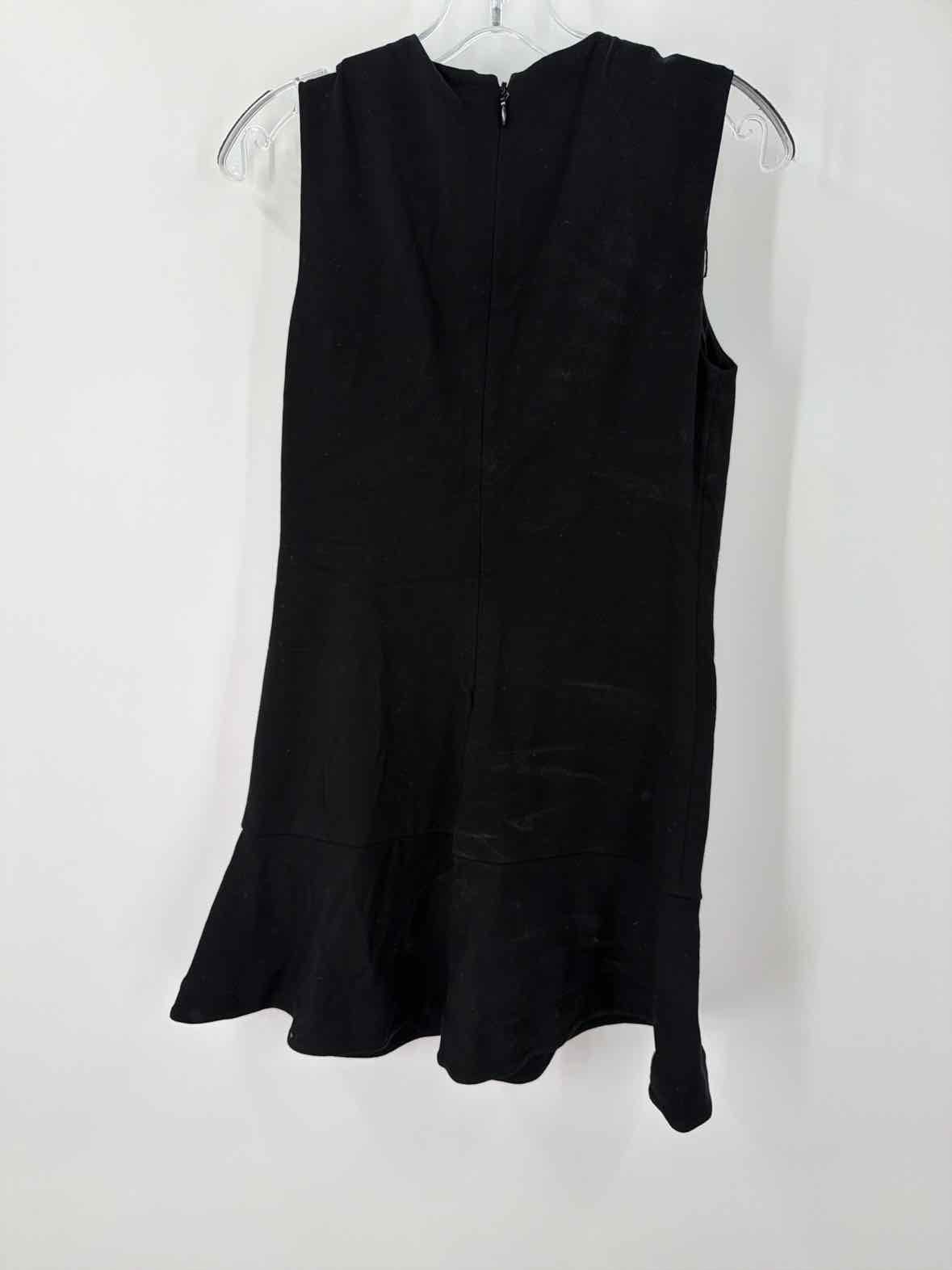 Pre-Owned BCBG Black Size XS Short Sleeveless Dress | True Fashionistas.