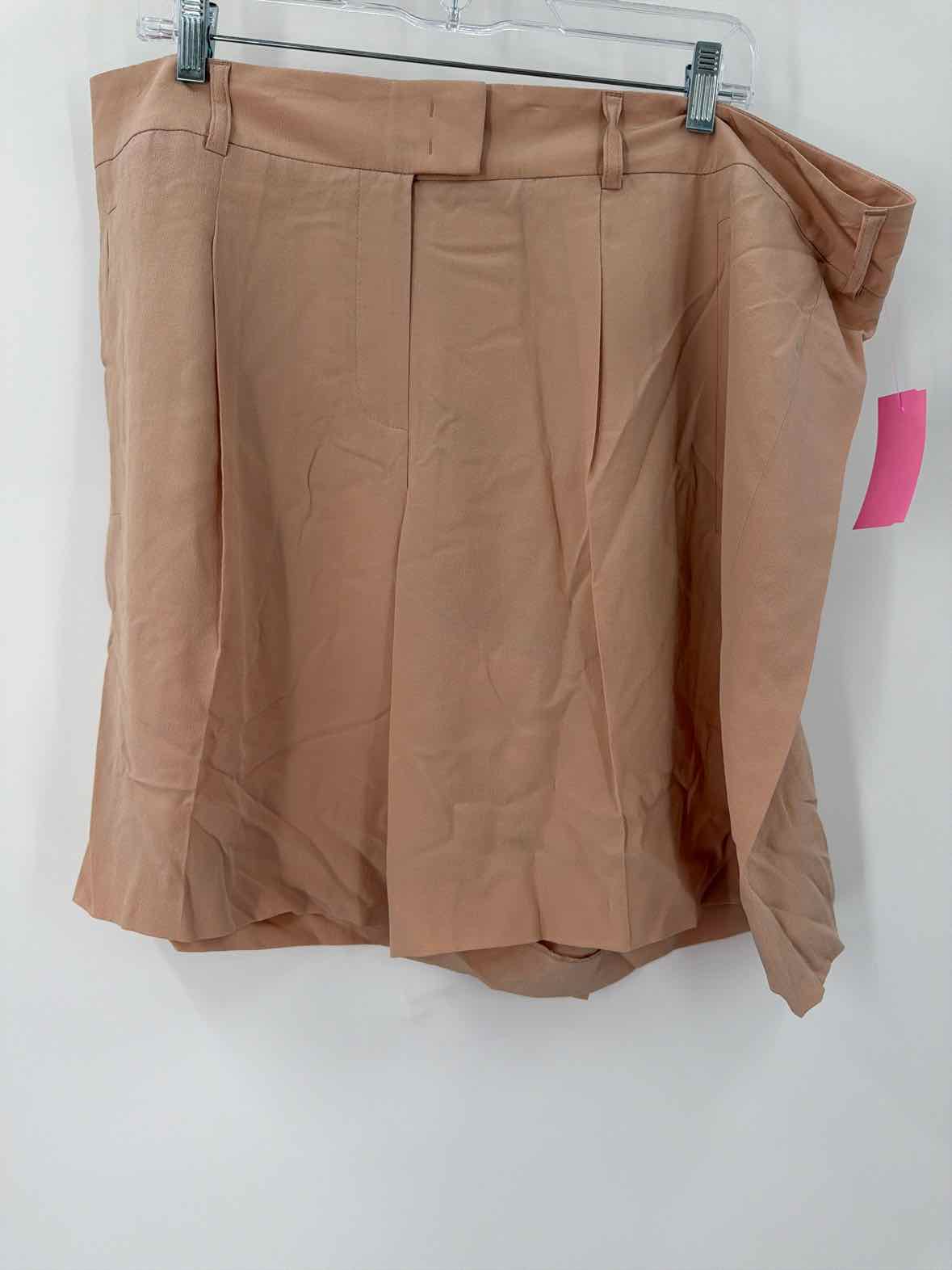 Pre-Owned Escada Pink Size 46 Basic Shorts | True Fashionistas.