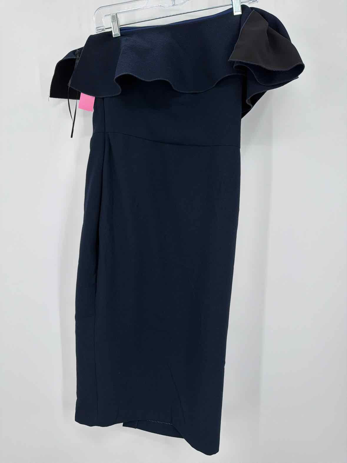Pre-Owned AIDA Navy Size 10 Short Sleeveless Dress | True Fashionistas.