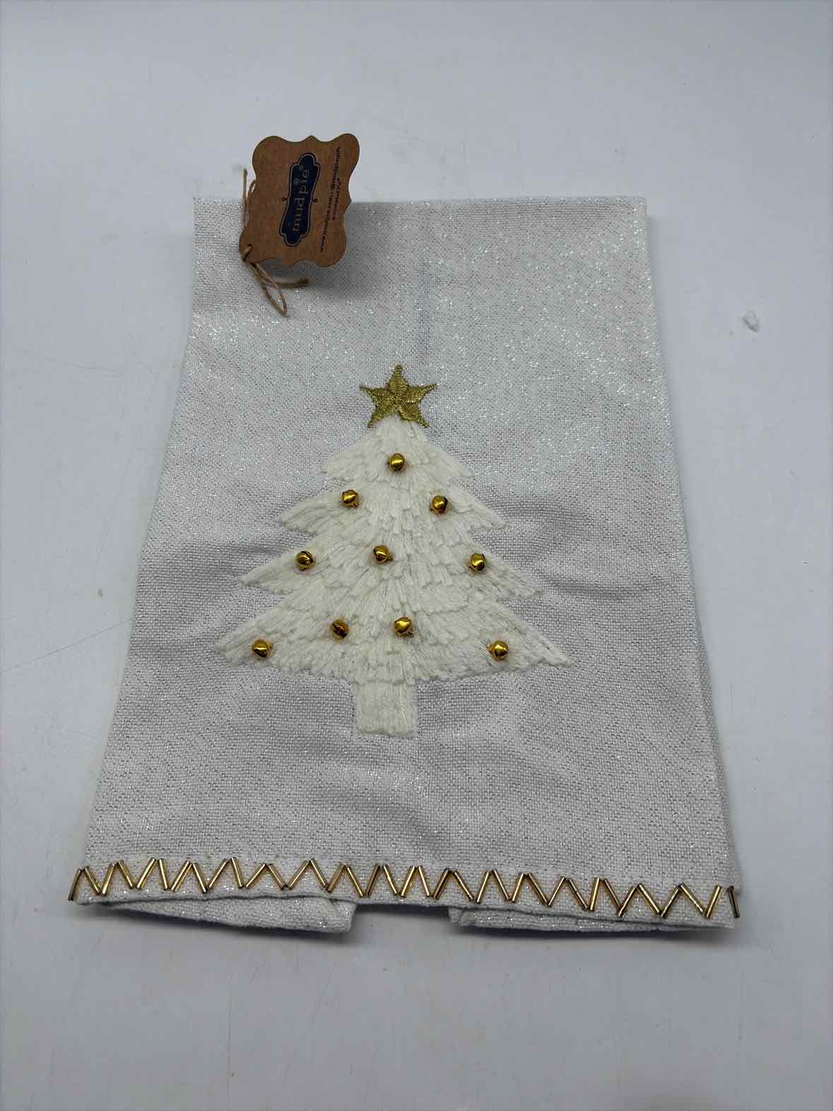 White Christmas Tree Emroidered Towel | True Fashionistas.