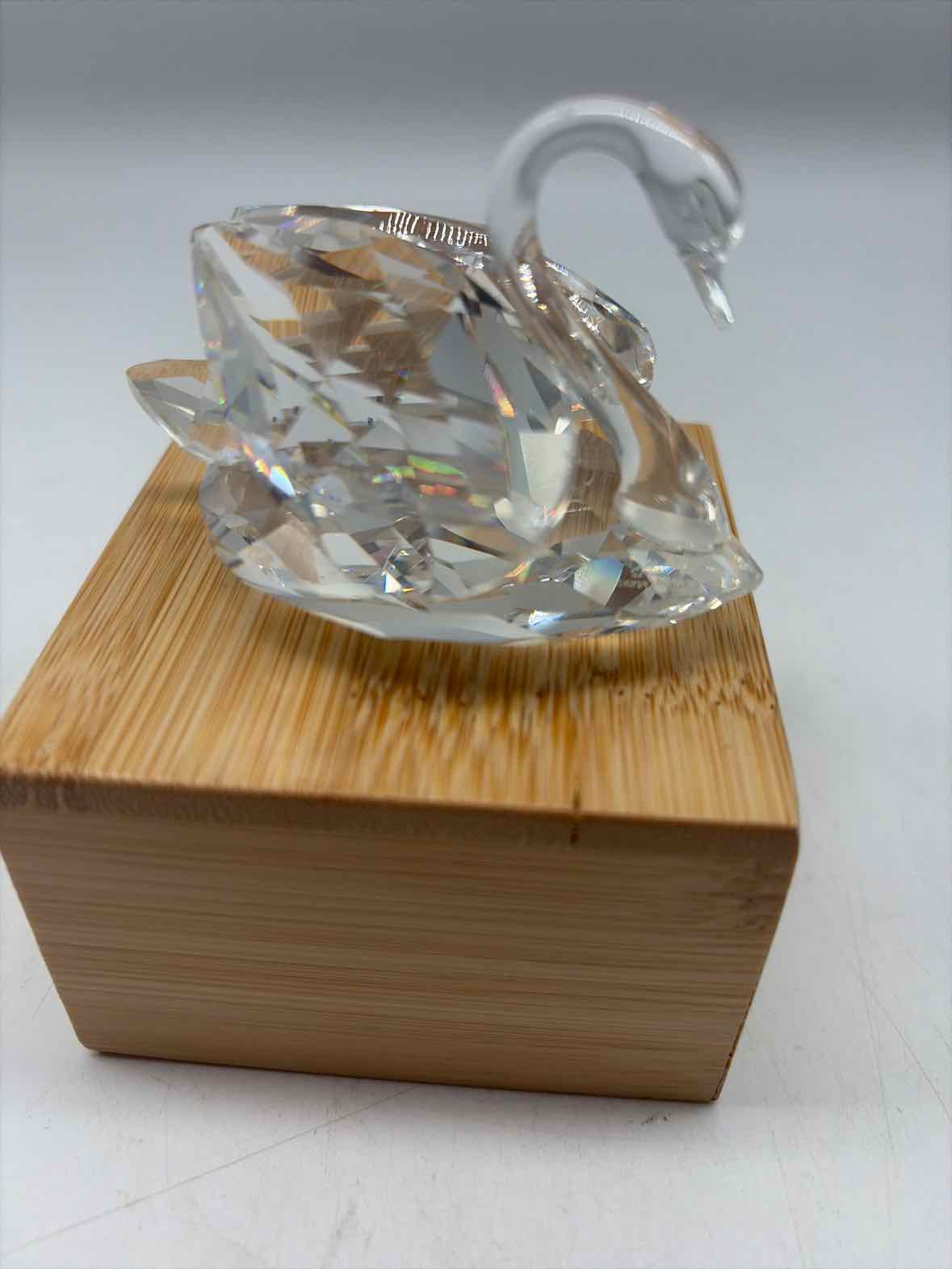 Swarovski Crystal Swan | True Fashionistas.