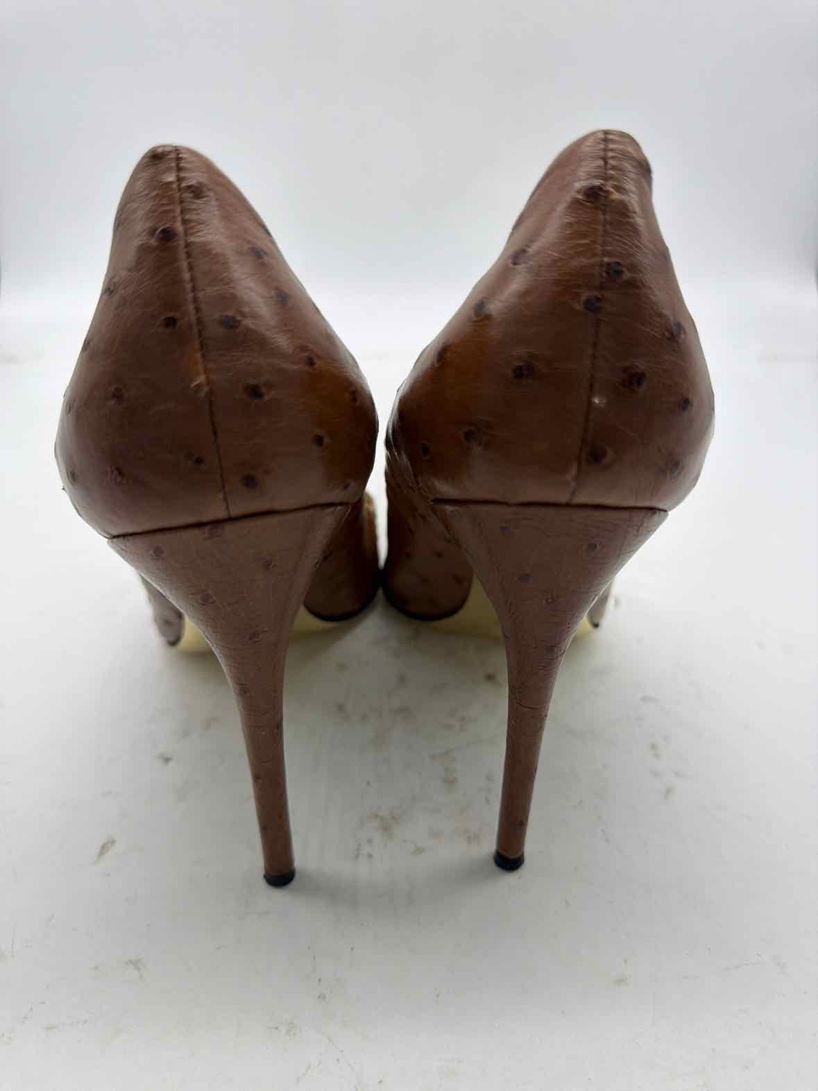 Pre-Owned Tom Ford Brown Size 10.5 Pump Heels | True Fashionistas.