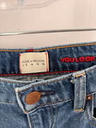 Alice + Olivia Blue Size 28 Jeans | True Fashionistas.