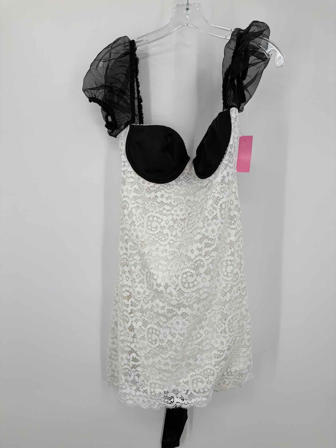 For Love & Lemons White Size Large Lace Cocktail Short Sleeveless Dress | True Fashionistas.