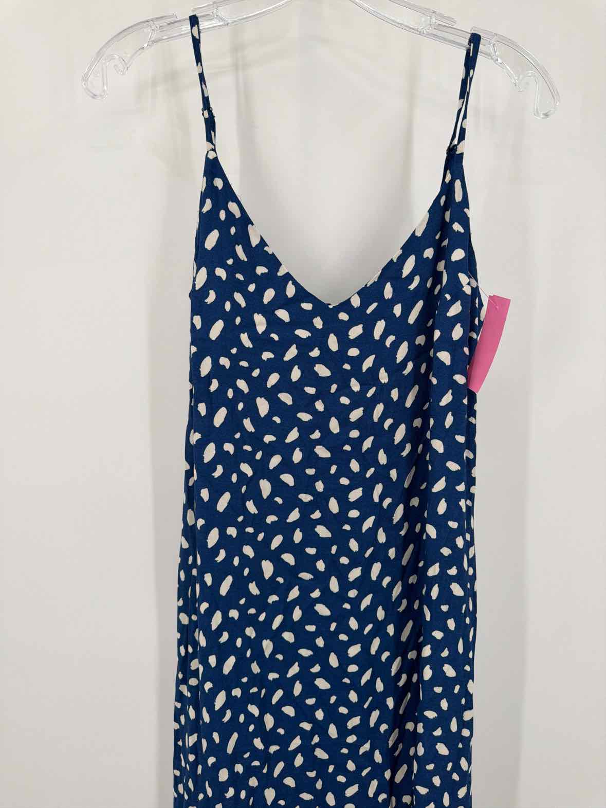Pre-Owned Reformation Navy Size 6 Long Sleeveless Dress | True Fashionistas.