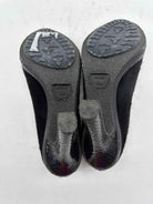 Pre-Owned Viktor & Rolf Black Size 5.5 Pump Heels | True Fashionistas.