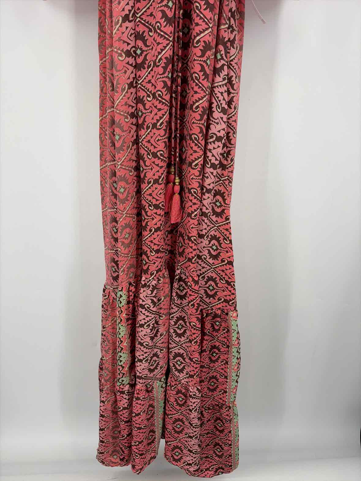 Pre-Owned Zury Pink Size One Size Maxi Short Sleeve Dress | True Fashionistas.