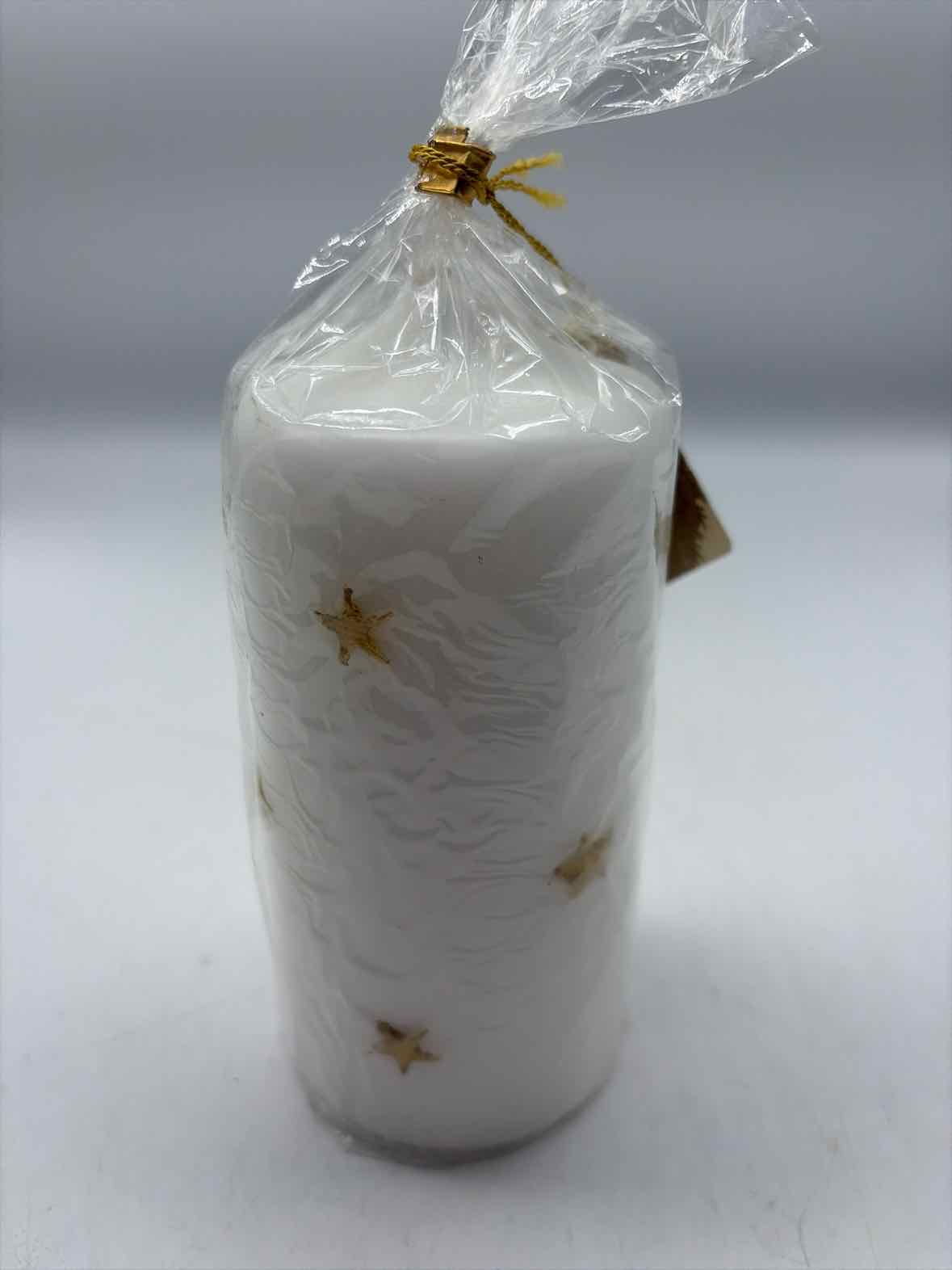 White Wax Candle W/Gold Stars | True Fashionistas.