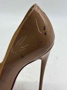 Pre-Owned Christian Louboutin Tan Size 7 Patent Leather Pump Heels | True Fashionistas.