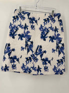 Pre-Owned W by Worth White Size 6 Pencil Skirt | True Fashionistas.