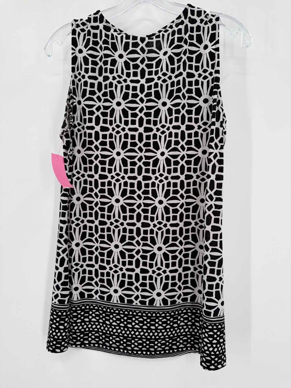 Pre-Owned Tacera Black Size Medium Tank Top | True Fashionistas.