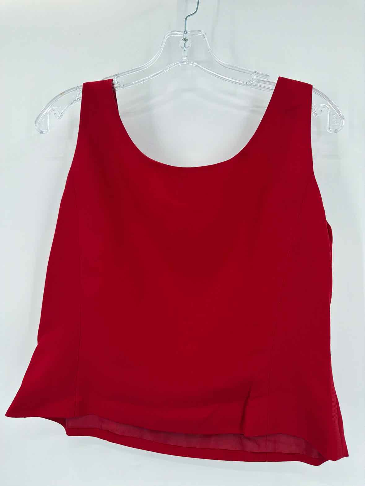 Pre-Owned Tahari Red Size 8 Tank Top | True Fashionistas.