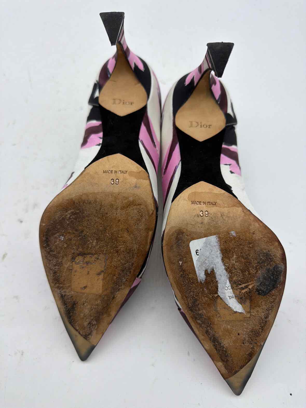 Pre-Owned Christian Dior Purple Size 9 Pump Heels | True Fashionistas.