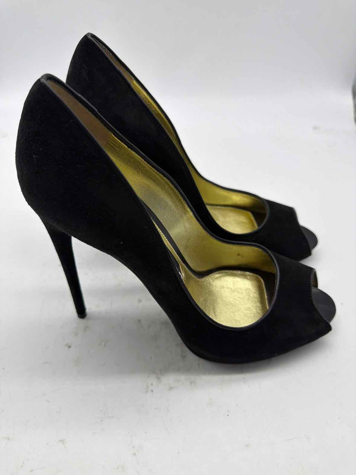 Pre-Owned Tom Ford Black Size 10.5 Peep Toe Heels | True Fashionistas.
